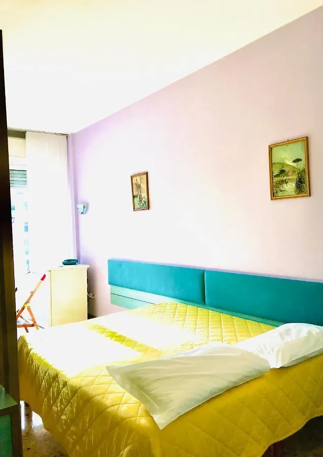 Residence Giusti 6 Milan 2*,