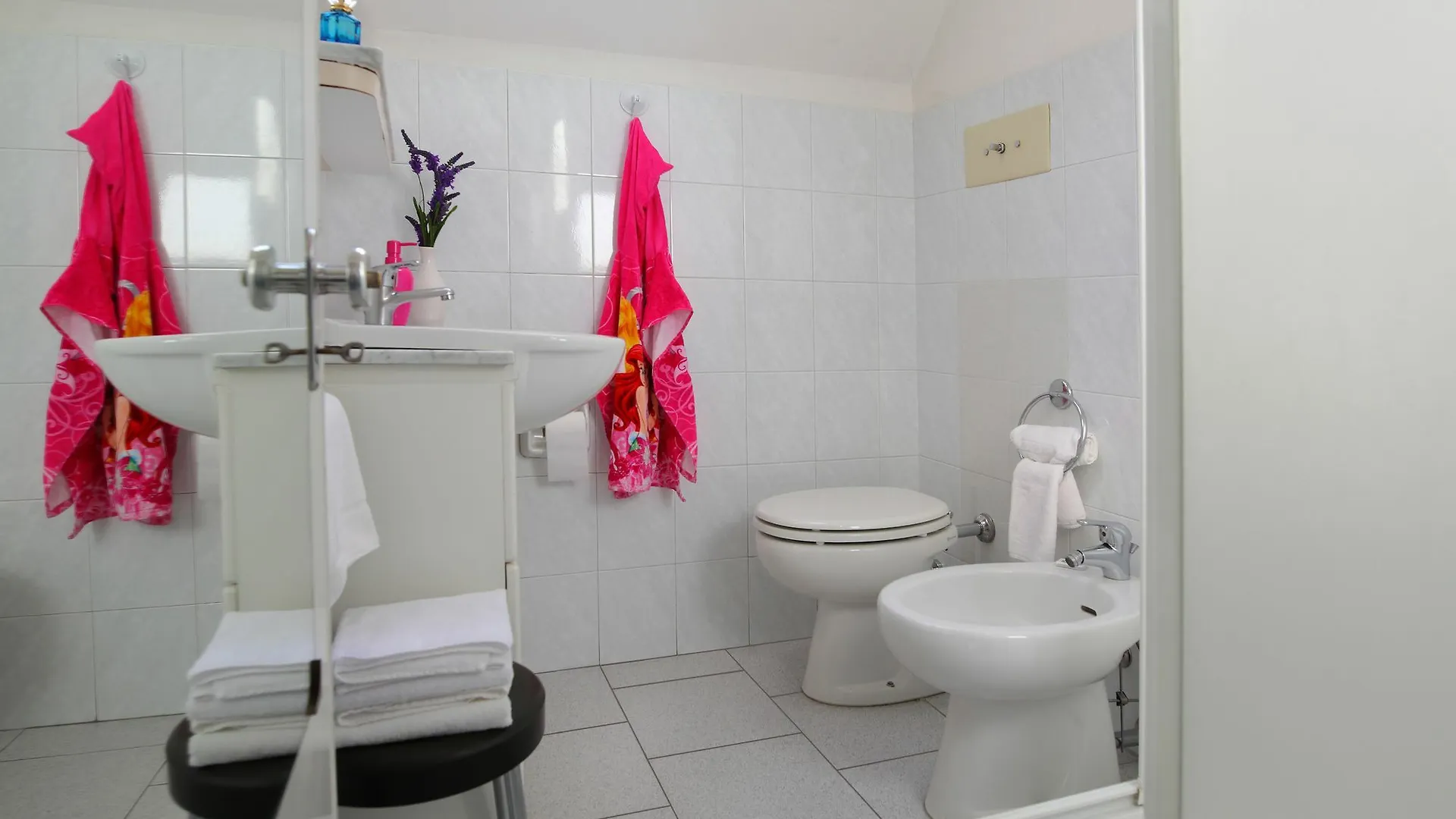 Residence Giusti 6 Milan 2*,  Italy